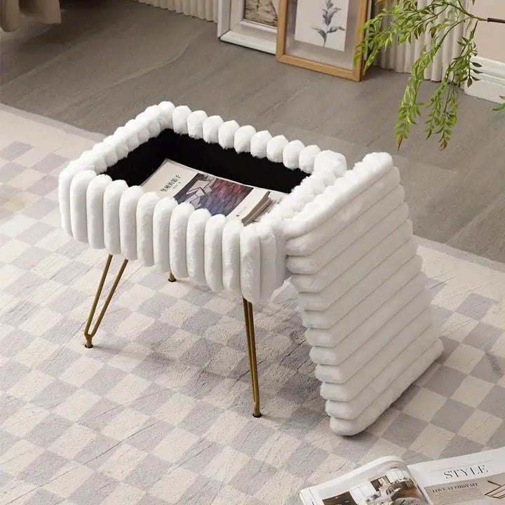 VeluLuxe | Luxe Faux Fur Bijzetkruk met Opbergruimte & Gouden Poten