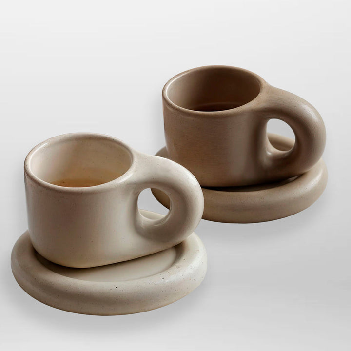 Japandi Handgemaakt Porseleinen Set | Minimalistisch Geometrisch Design | Beker & Schotel