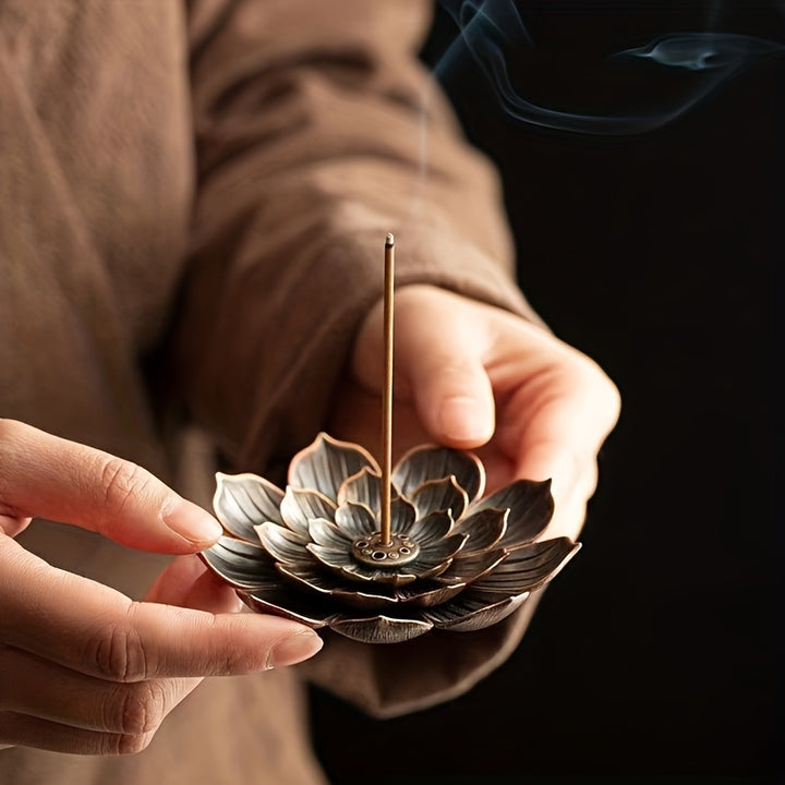 Brass Lotus Incense Burner | Elegante diffuser met afneembare asbak