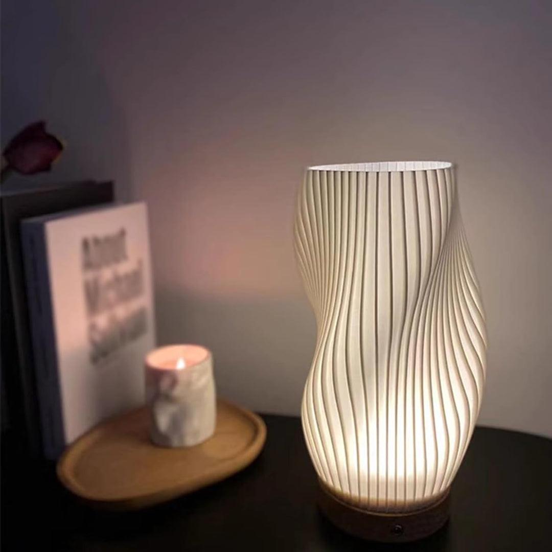 Serene Wavecrest Lamp | Moderne Golfvormige Tafellamp | Dimbare LED & USB-Aansluiting