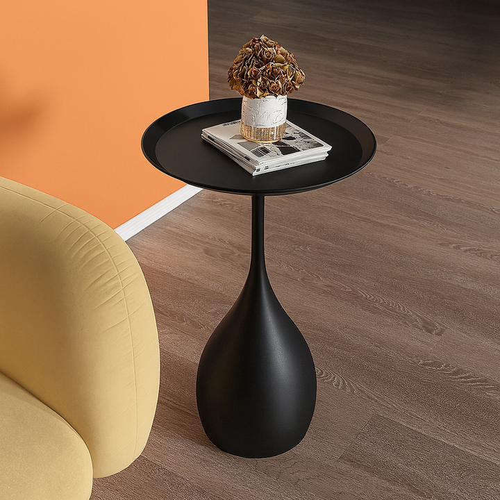 Norrik | Elegante bijzettafel met middeleeuwse charme