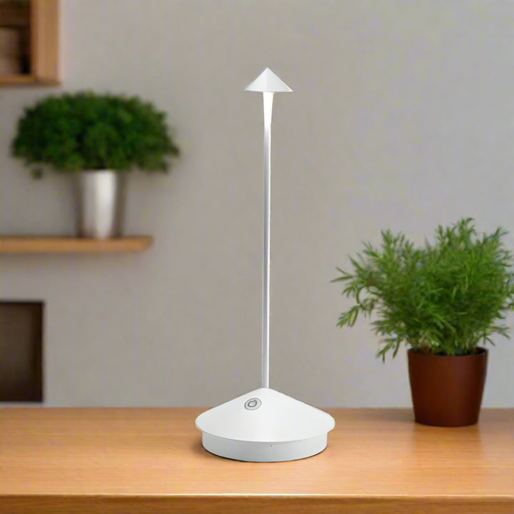 ClarityGlow | Draadloze LED Tafellamp