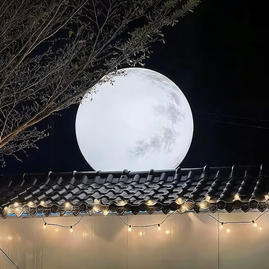 LunaLumena | Solar LED Tuinlamp in Maanvorm – Weerbestendige Buitenverlichting met Warm Wit Licht