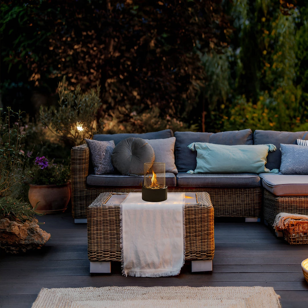 SleekFlame | Moderne Tafelhaard met Glascilinder & Zwarte Metalen Basis – Schoon Brandende Bio-ethanol Haard