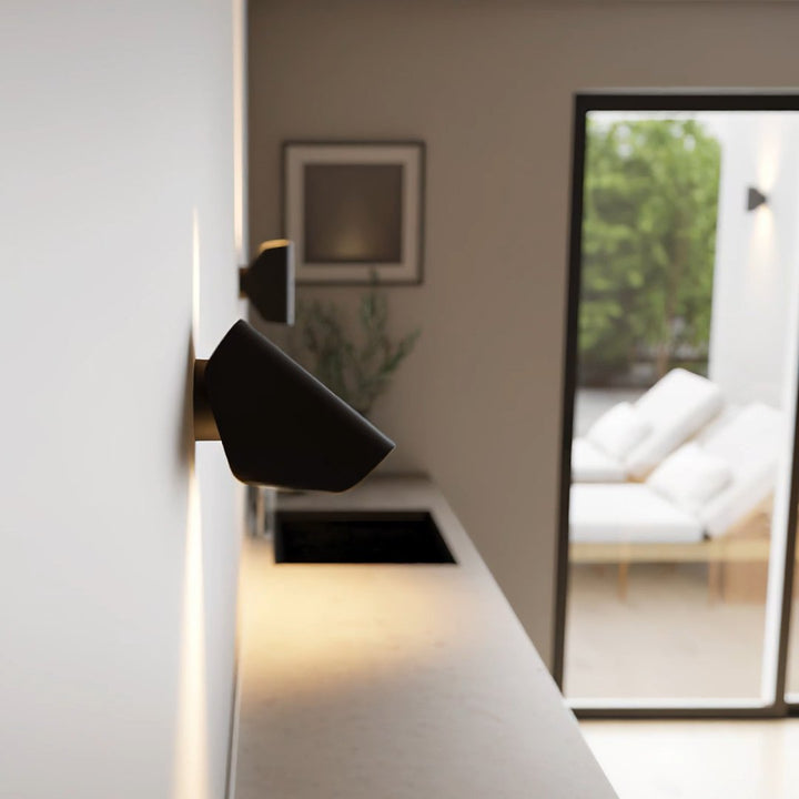 POLARIS™ LED Wandlamp | IP65 Waterdicht | Draaibaar & Kantelbaar