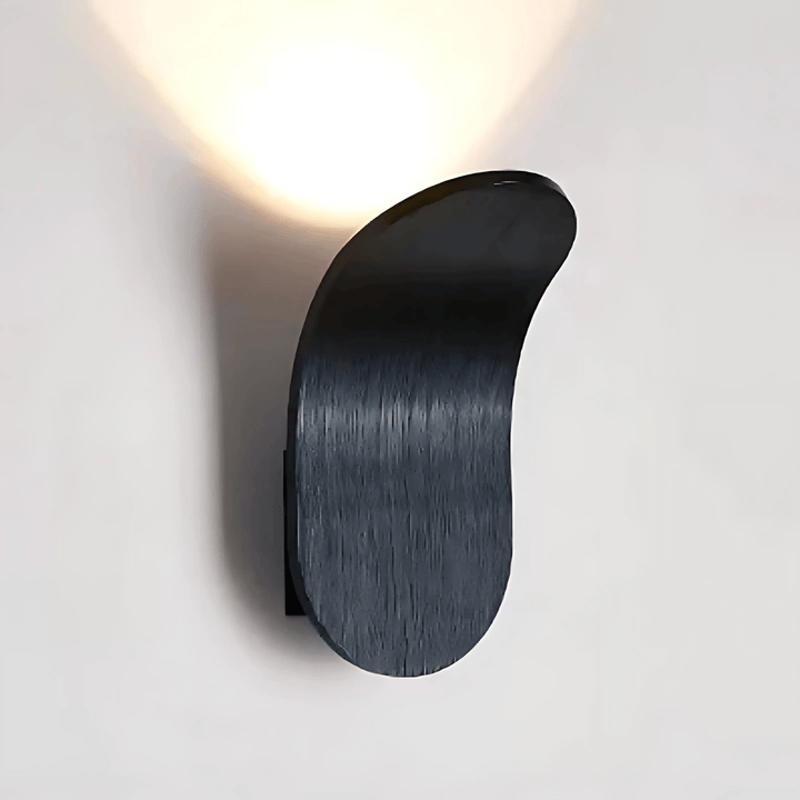 Kallio Wandlamp | Elegante metalen wandlamp met geborstelde afwerking