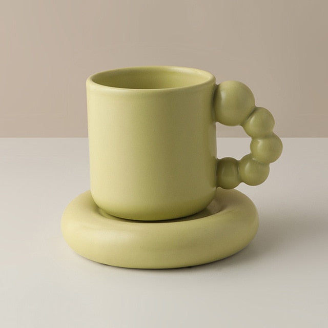 Handgemaakt Porseleinen Beker- en Schotelset | Minimalistisch Geometrisch Design | 401-500 ml