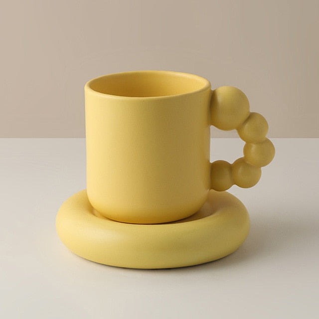 Handgemaakt Porseleinen Beker- en Schotelset | Minimalistisch Geometrisch Design | 401-500 ml