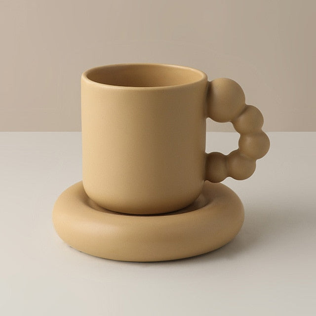 Handgemaakt Porseleinen Beker- en Schotelset | Minimalistisch Geometrisch Design | 401-500 ml